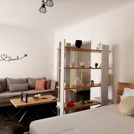 Love Travel Athens Apartments ภายนอก รูปภาพ