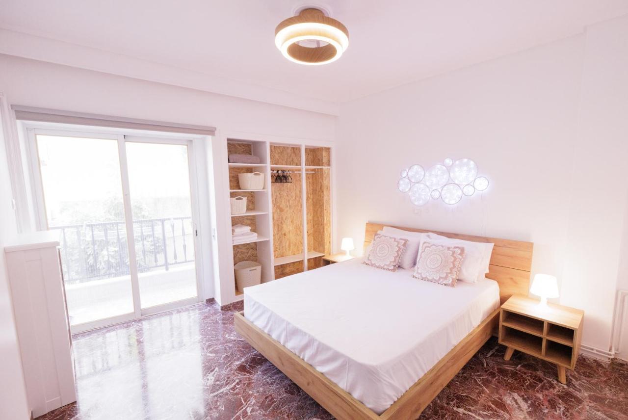 Love Travel Athens Apartments ภายนอก รูปภาพ