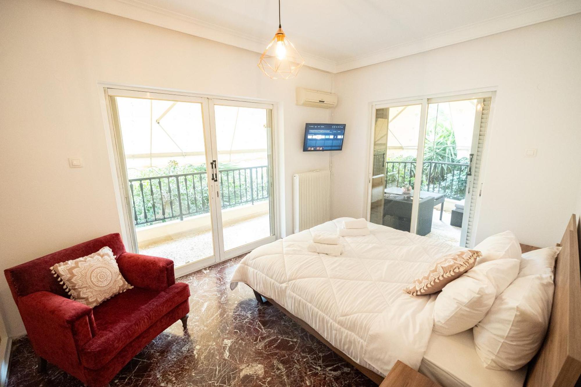 Love Travel Athens Apartments ภายนอก รูปภาพ