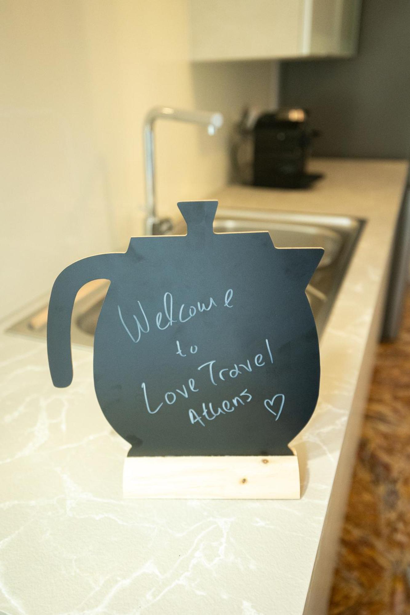 Love Travel Athens Apartments ภายนอก รูปภาพ